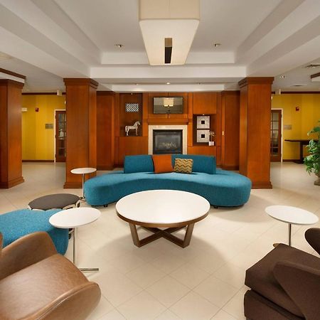 Fairfield Inn & Suites By Marriott Marshall Exterior photo